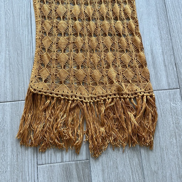 Crochet Coverup - Picture 4 of 9